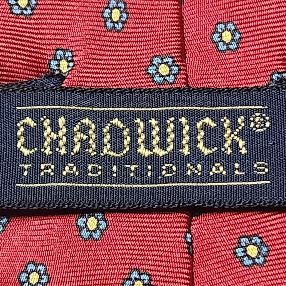 Vintage Chadwick Traditionals Silk Necktie Red Blue Floral Print Made in USA WPL - Picture 2 of 4